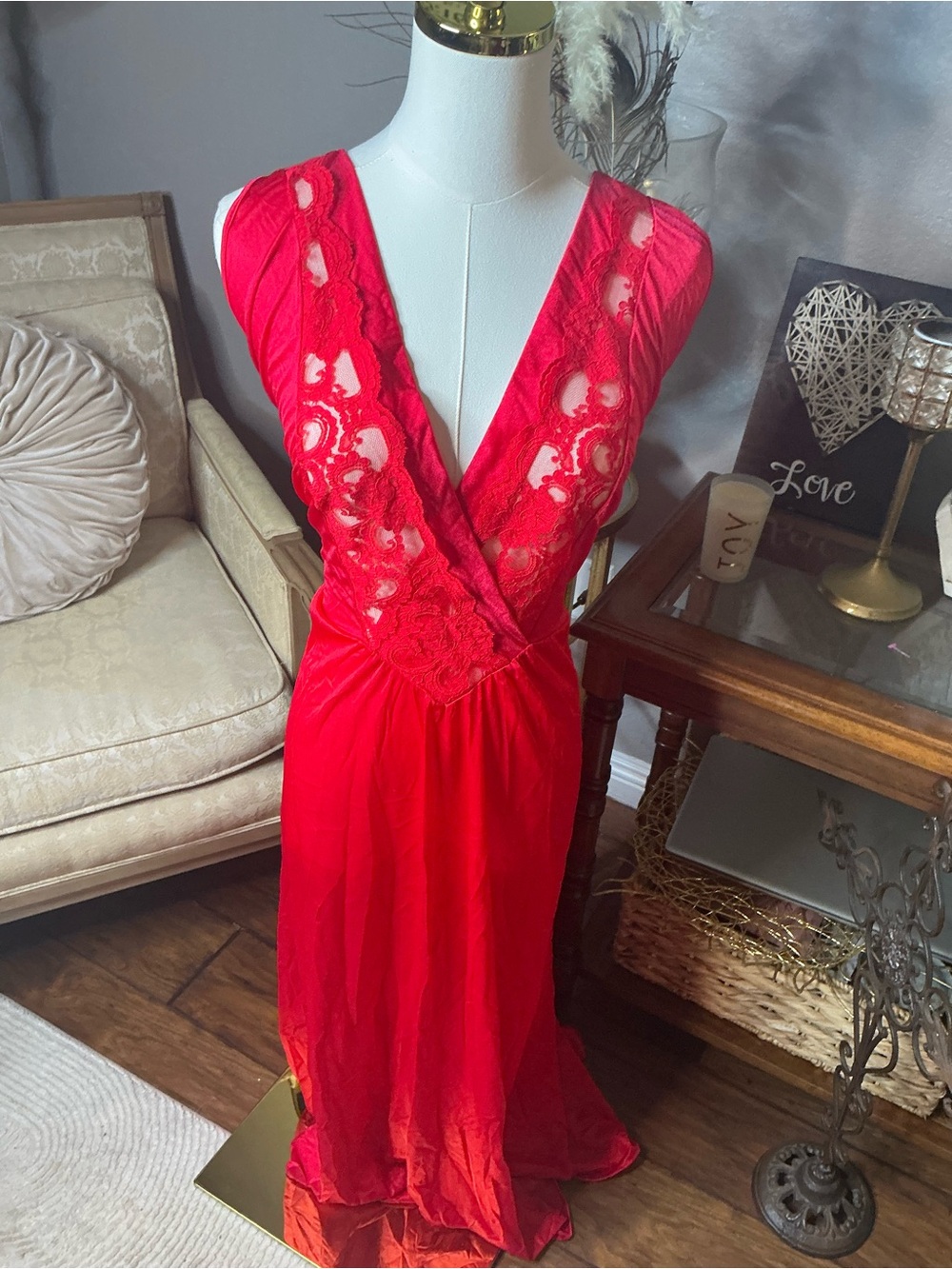 VTG Ventura Red Lace Plunge Maxi Nightgown USA 1X Plus  Coquette Goth Romantic